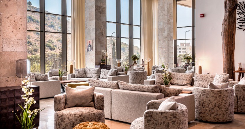 Lobby Bar kedem hotel
